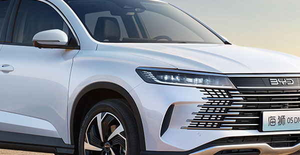 從跟隨到領(lǐng)先，比亞迪品牌定位全球前三，重塑?chē)?guó)際競(jìng)爭(zhēng)力