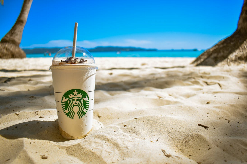 星巴克沒有一句文案的廣告，卻是吸引人的宣傳