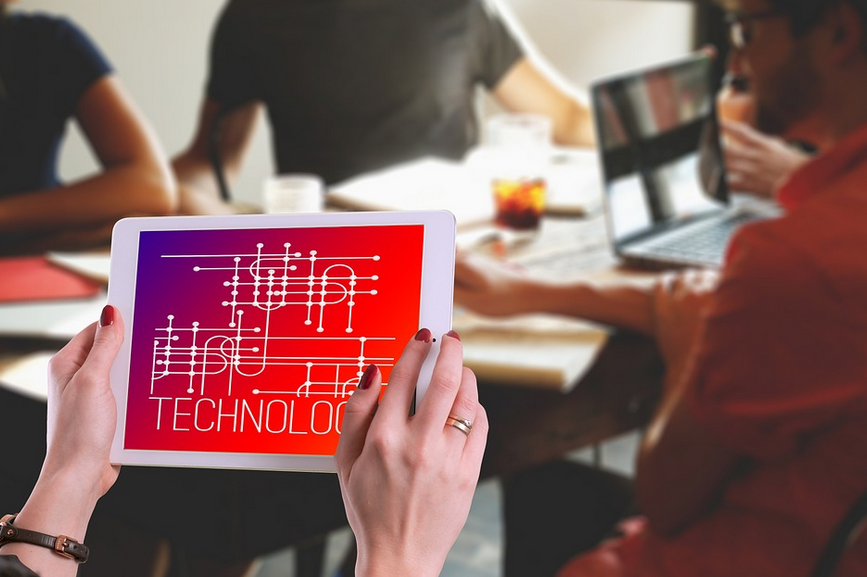 企業(yè)戰(zhàn)略定位三要素是什么？包括哪些理論？